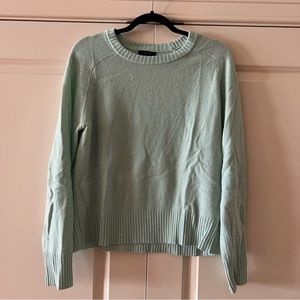 J.CREW - LIGHT GREEN WOOL CREW NECK SWEATER